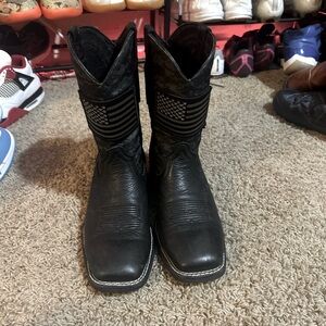 mens ariat boots
